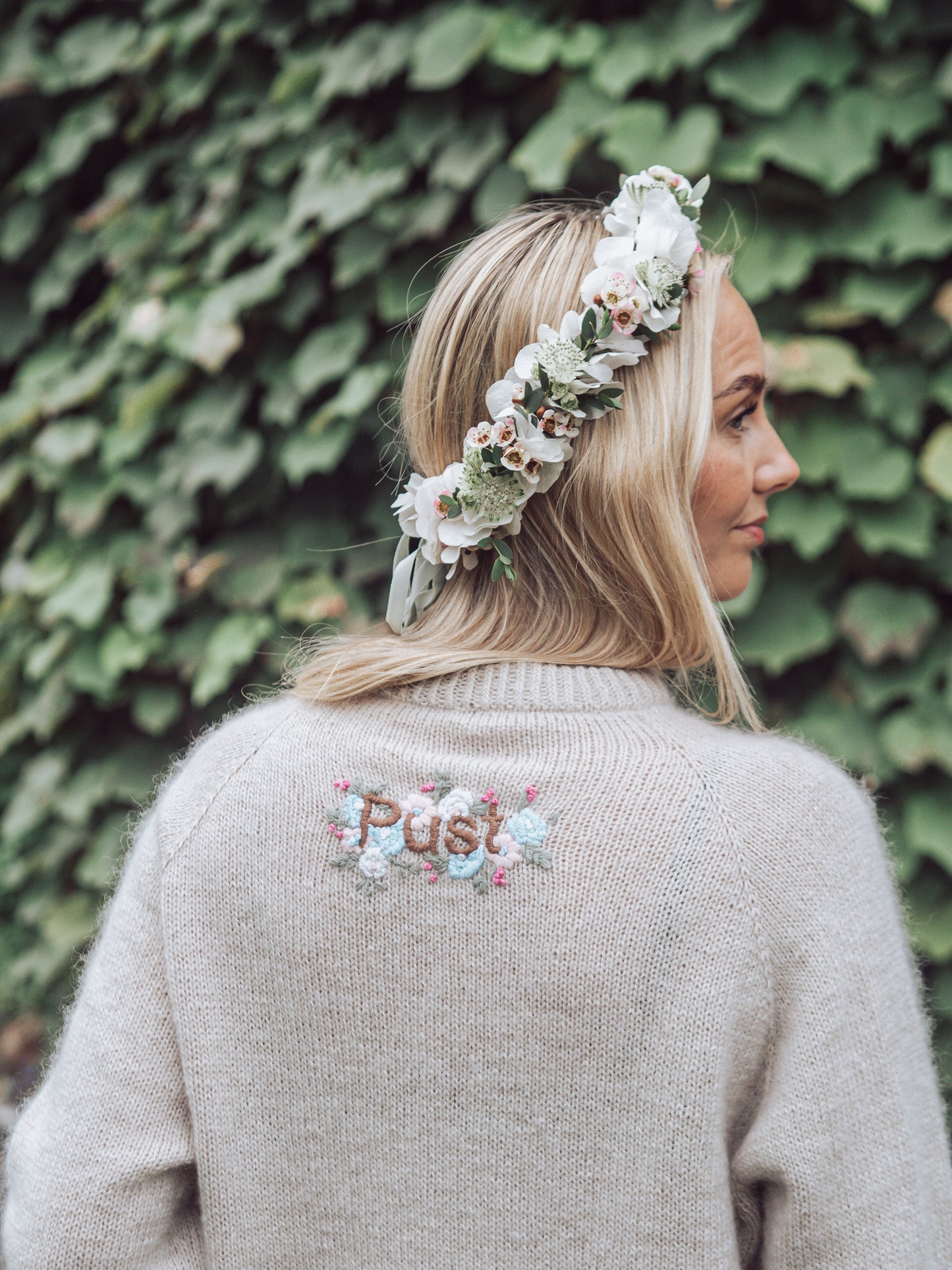 Psyktbra sweater & broderi